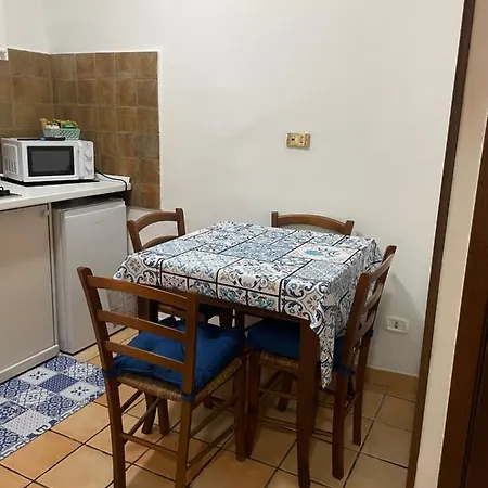 Ginevra House *
